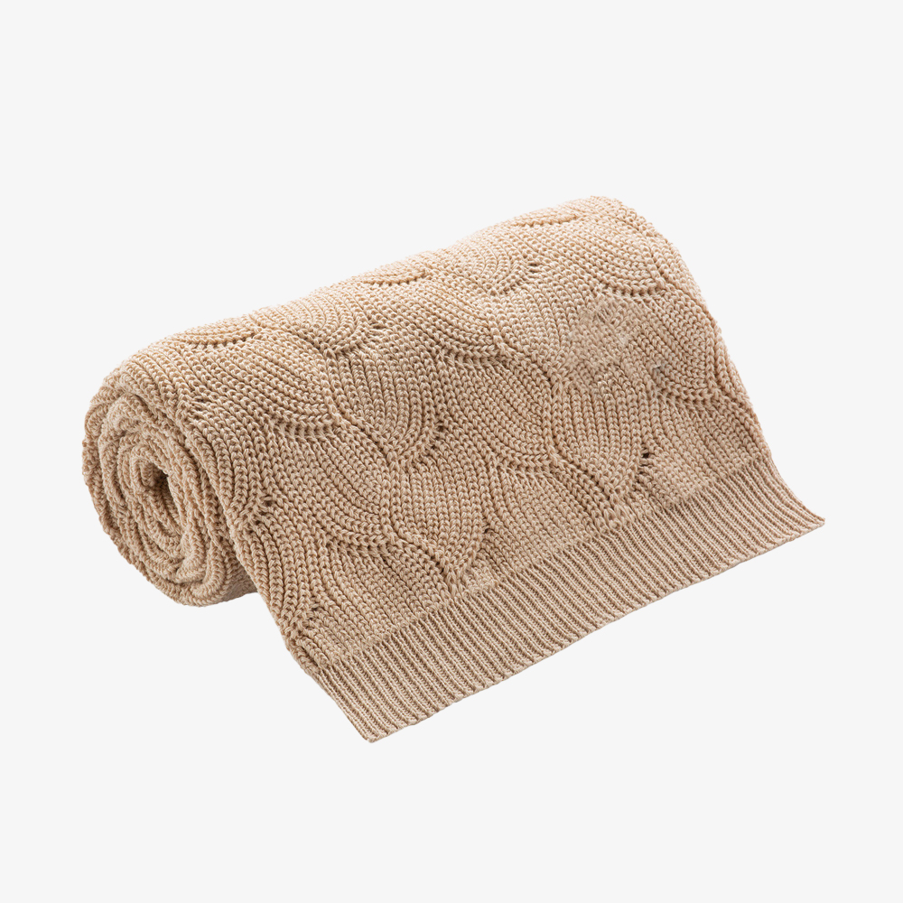 Bespoke elegant wave design knitting for volume production and ODM projects